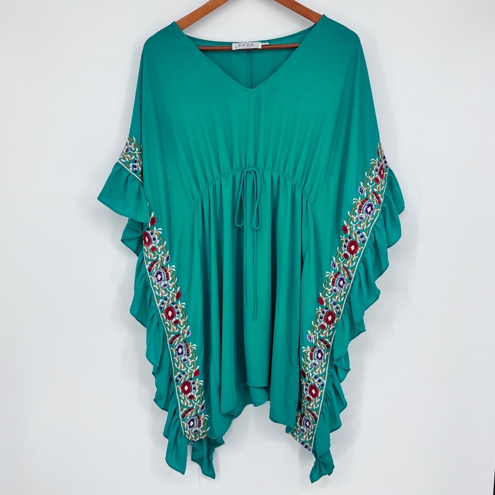 VaVa by Joy Han Green Boho Embroidered Ruffle Kaftan Tunic Top CVD9460 Small‎